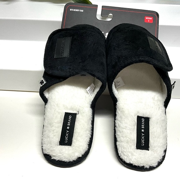 Lucky Brand Plush Black and White Slippers 5M - Picture 5 of 5